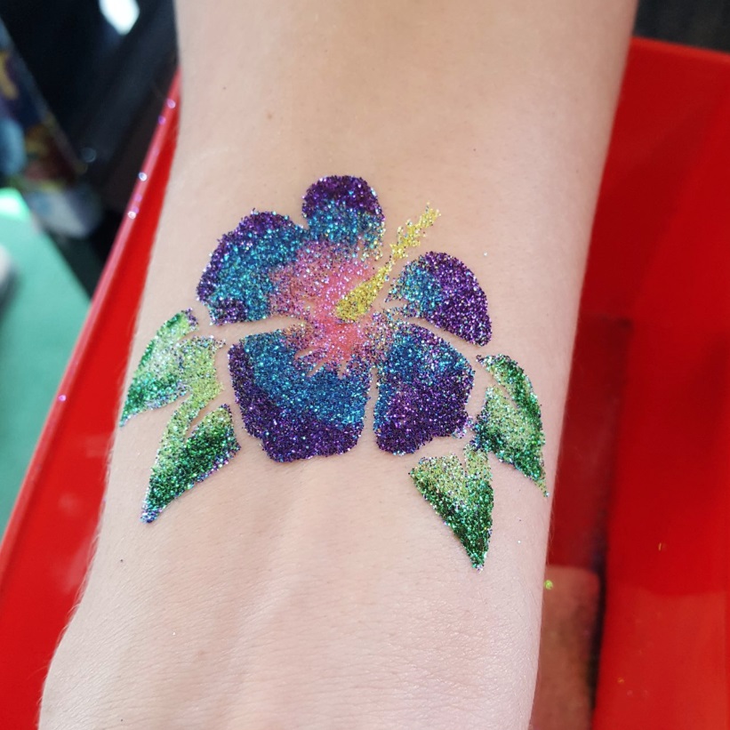 Airbrush Artist, Glitter Tats, Henna in Minneapolis, MN - A Touch of Magic Entertainment
